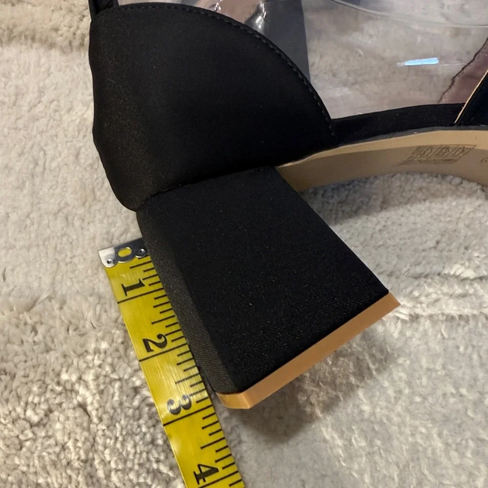 Women’s elegant black square toe chunky high heel sandals